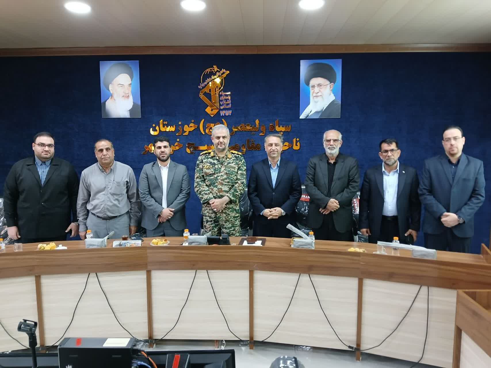 اعضای شورای شهر خرمشهر با فرمانده سپاه خرمشهر دیدار و گفتگو کردند